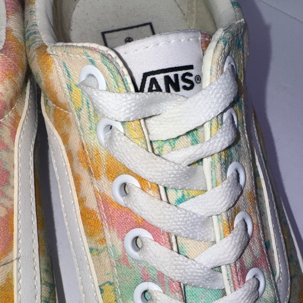 Vans “Psychedelic Tie-Dye” Canvas Shoes, New, W8.5 - Picture 3 of 7
